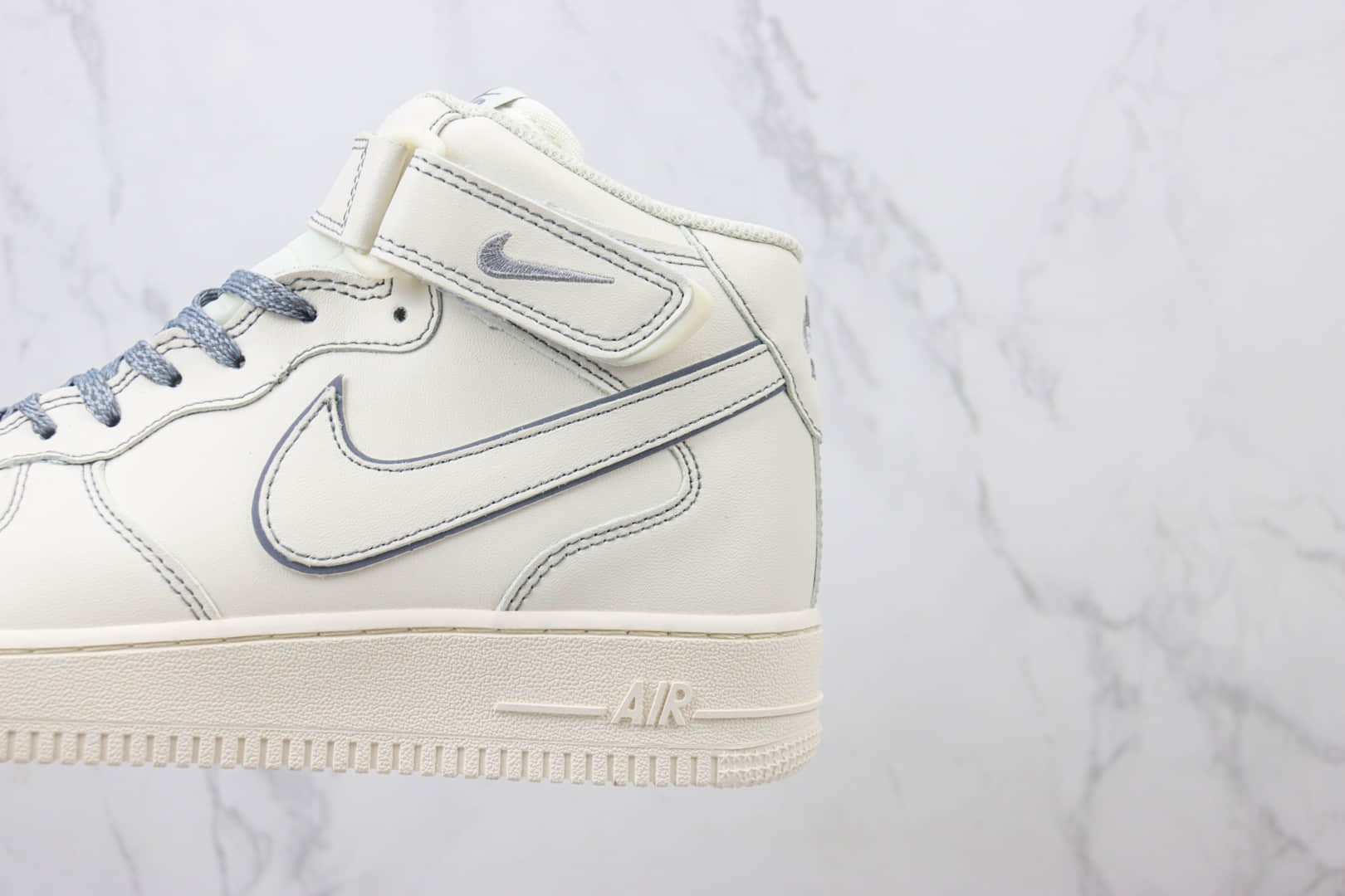 耐克Nike Air Force 1 Mid纯原版本空军一号中帮AF1米灰满天星板鞋 莆田耐克工厂 货号:BY6899-691