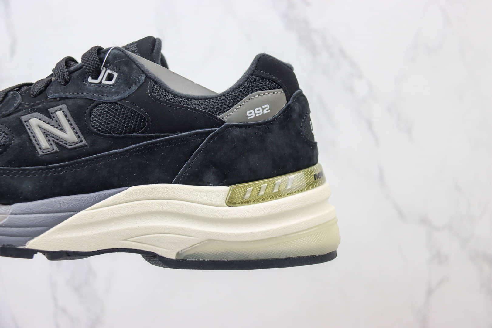 新百伦New Balance 992纯原版本NB992复古麂皮跑鞋 莆田新百伦货源 货号:M992BL