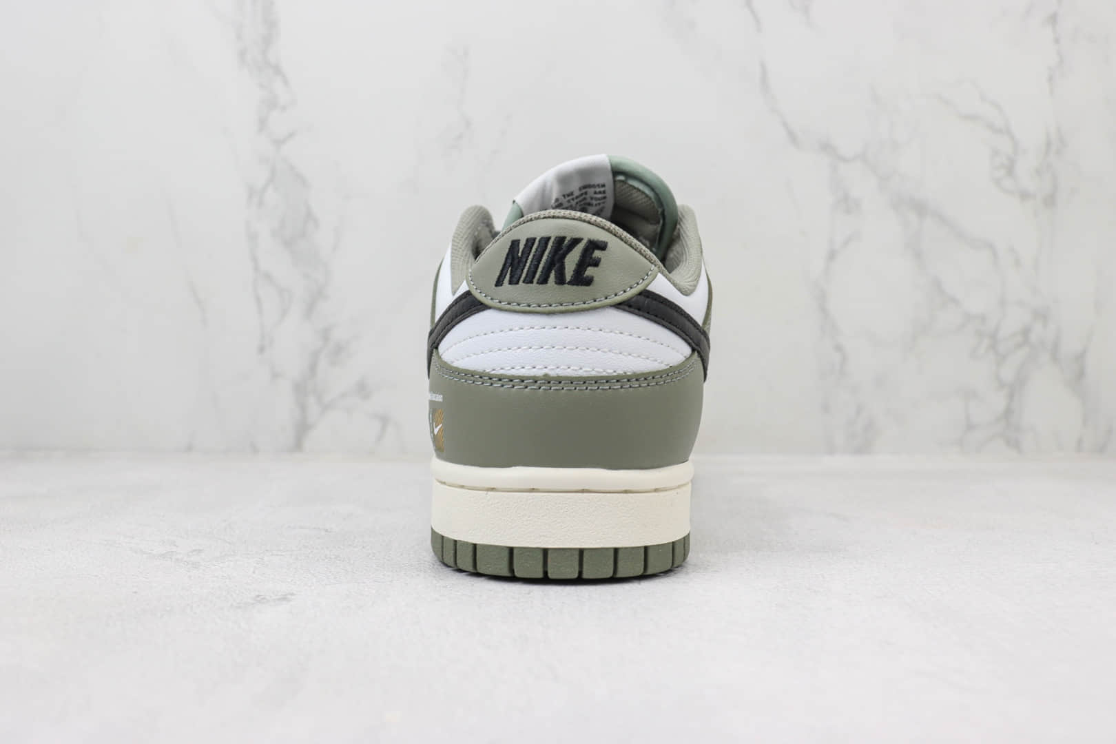 耐克Nike SB Dunk Low纯原版本低帮SB Dunk橄榄绿NBA滑板鞋 莆田耐克工厂 货号:FZ4624-001