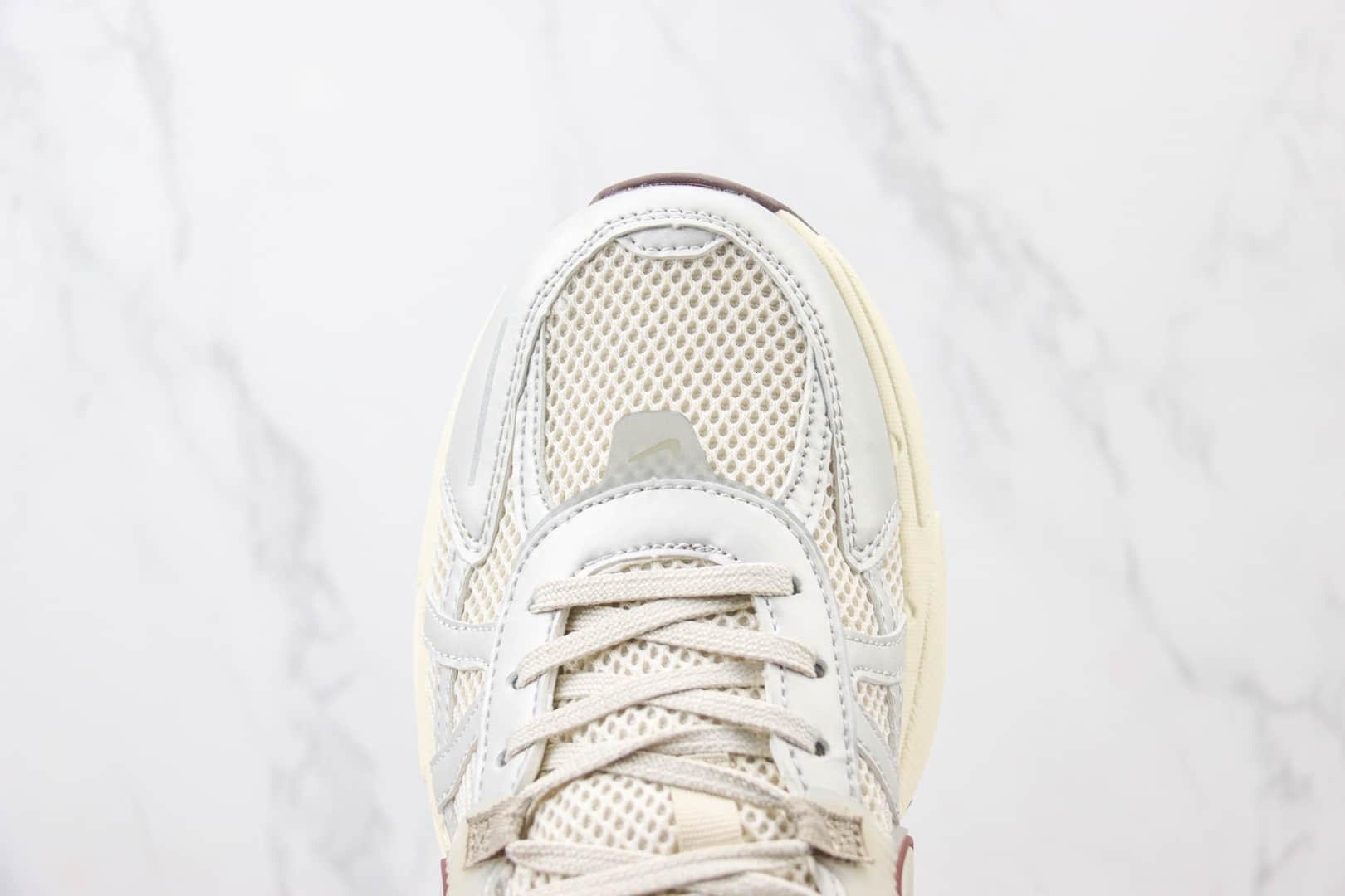 耐克Nike V2K Runtekk纯原版本V2K银卡其复古老爹鞋跑步鞋 莆田耐克货源 货号:FD0736-103