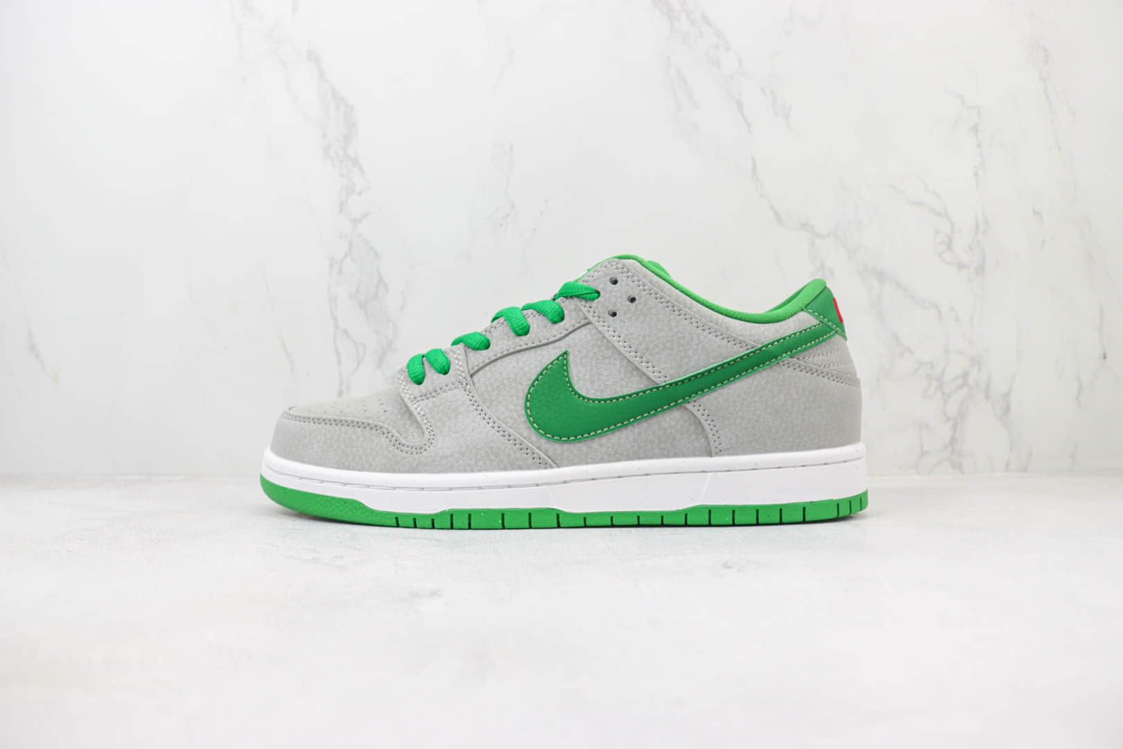 耐克Nike SB Dunk Low纯原版本低帮SB Dunk灰绿色板鞋 莆田耐克工厂 货号:313170-030