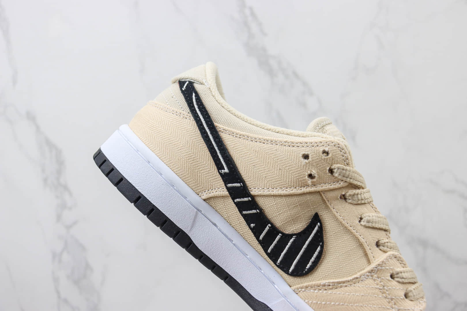 耐克Albino &Preto x Nike SB Dunk Low“Pearl White”纯原版本低帮SB Dunk撕撕乐米杏黑滑板鞋 莆田耐克货源 货号:FD2627-200