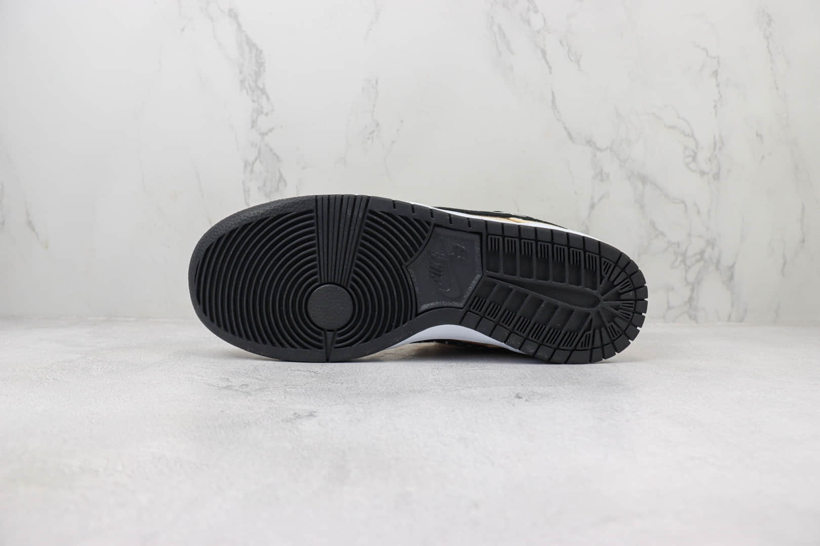 耐克Albino &Preto x Nike SB Dunk Low“Pearl White”纯原版本低帮SB Dunk撕撕乐米杏黑滑板鞋 莆田耐克货源 货号:FD2627-200