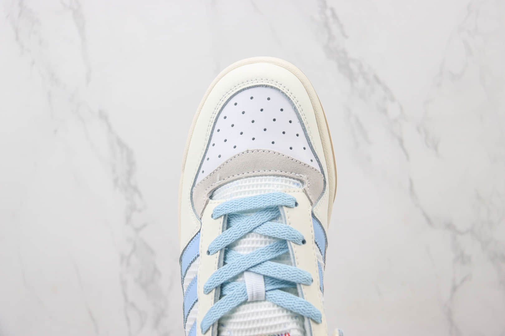 阿迪达斯adidas Original Forum 84 Low OG纯原版本三叶草白蓝色复古板鞋 莆田阿迪达斯货源 货号:IE7420