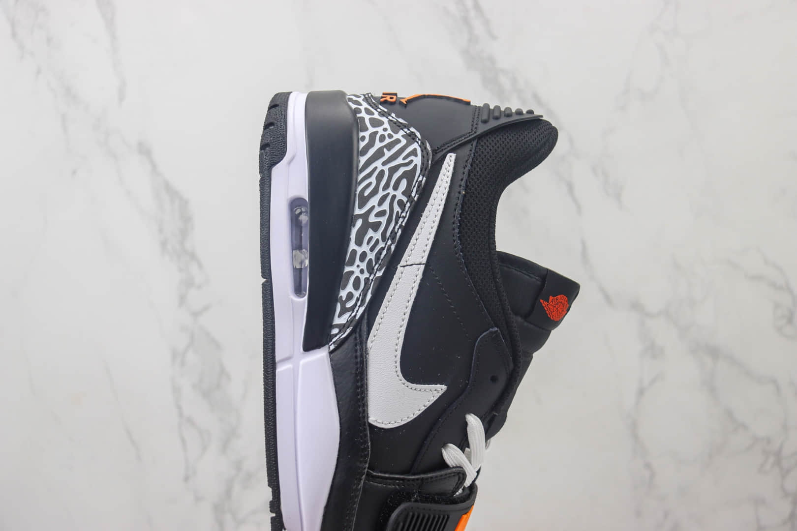 乔丹Air Jordan Legacy 312 Low纯原版本AJ312黑白橙三合一篮球鞋 莆田AJ货源 货号：CD7069-011