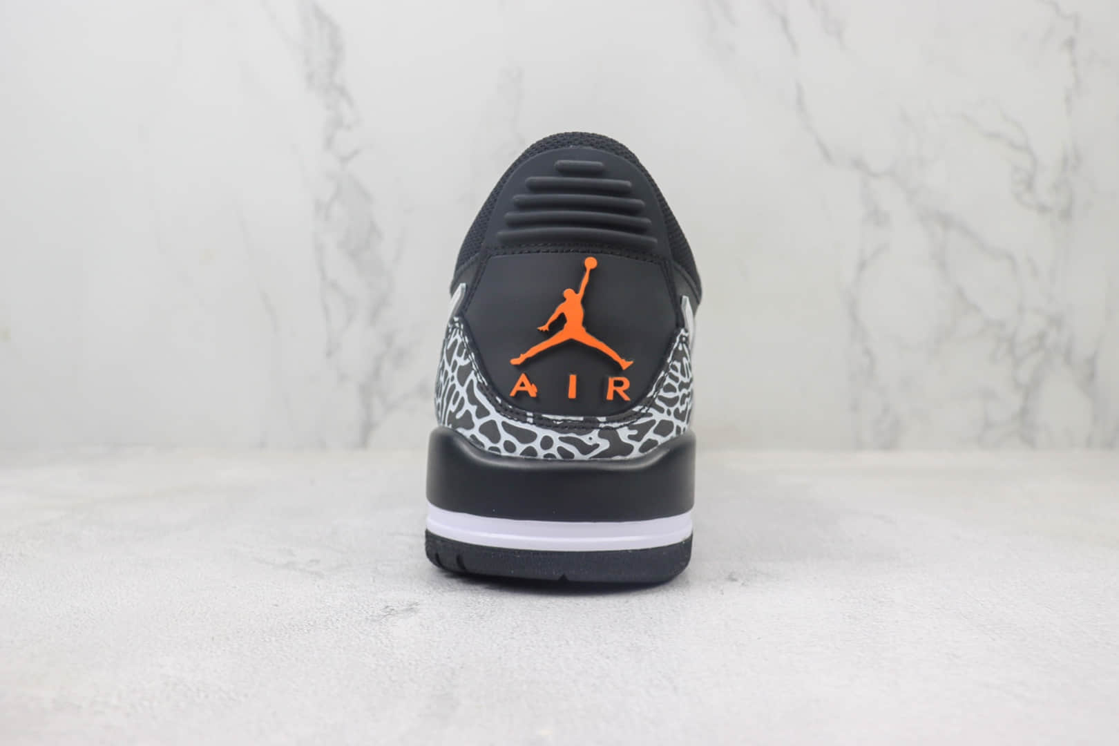 乔丹Air Jordan Legacy 312 Low纯原版本AJ312黑白橙三合一篮球鞋 莆田AJ货源 货号：CD7069-011