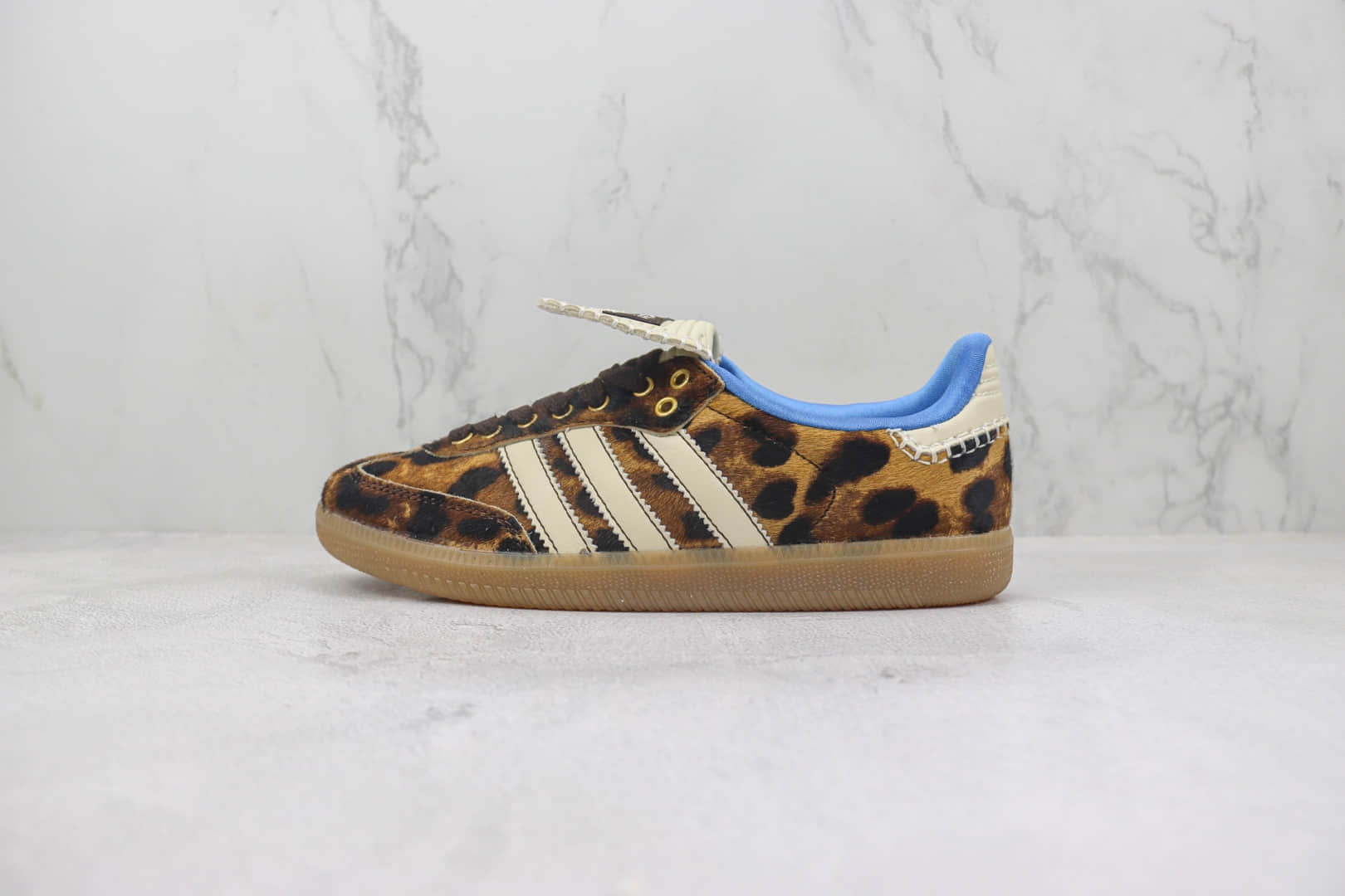 阿迪达斯Wales Bonner x adidas Originals Samba Pony Tonal纯原版本三叶草桑巴马毛豹纹德训鞋 莆田阿迪达斯货源 货号:IE0578