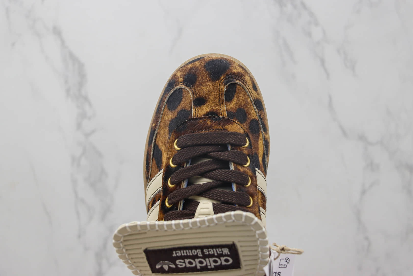 阿迪达斯Wales Bonner x adidas Originals Samba Pony Tonal纯原版本三叶草桑巴马毛豹纹德训鞋 莆田阿迪达斯货源 货号:IE0578