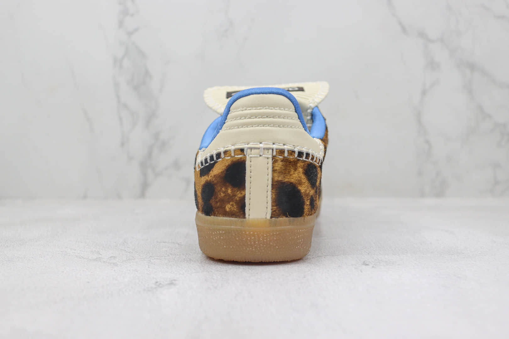 阿迪达斯Wales Bonner x adidas Originals Samba Pony Tonal纯原版本三叶草桑巴马毛豹纹德训鞋 莆田阿迪达斯货源 货号:IE0578