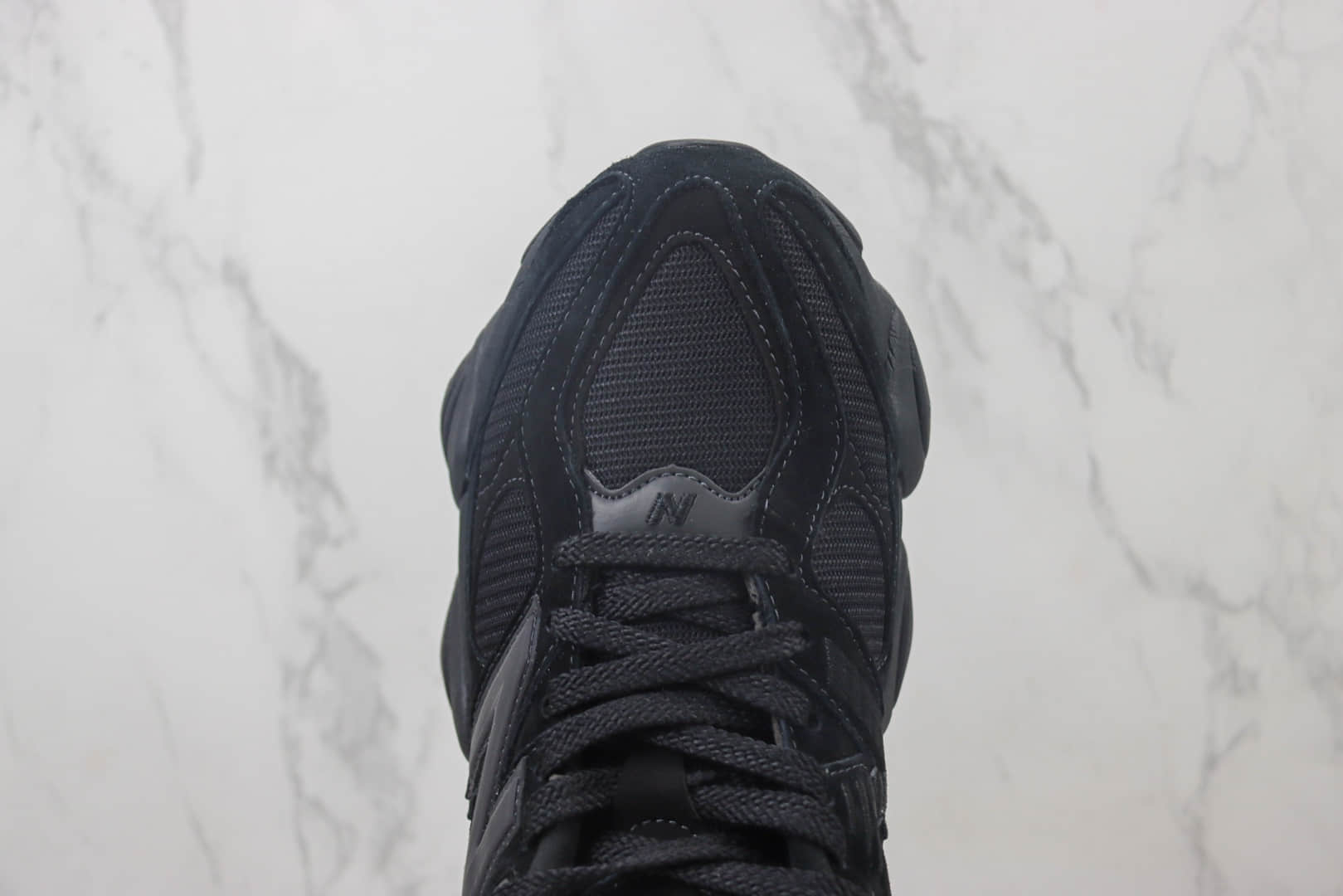 新百伦New Balance 9060纯原版本NB9060黑色复古慢跑鞋 莆田新百伦货源 货号:U9060BPM