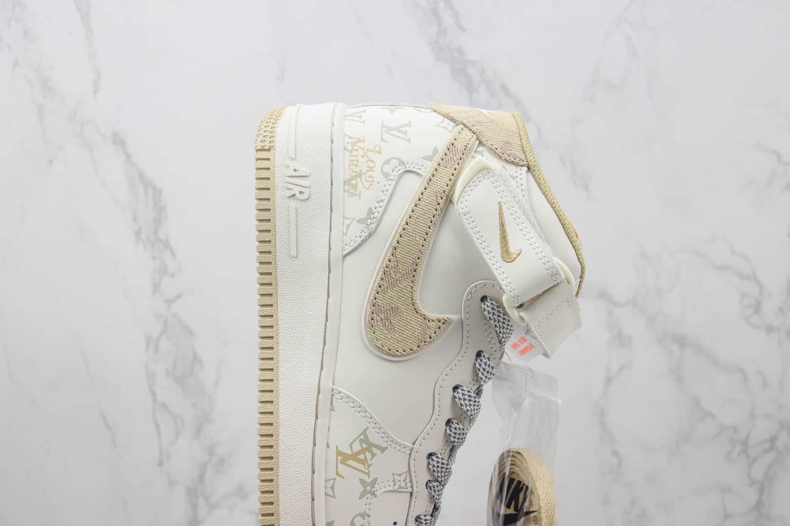 耐克LV x Nike Air Force 1 Mid纯原版本LV联名空军一号中帮AF1浅黄牛仔暗夜精灵板鞋 莆田耐克货源 货号:DV9988-600