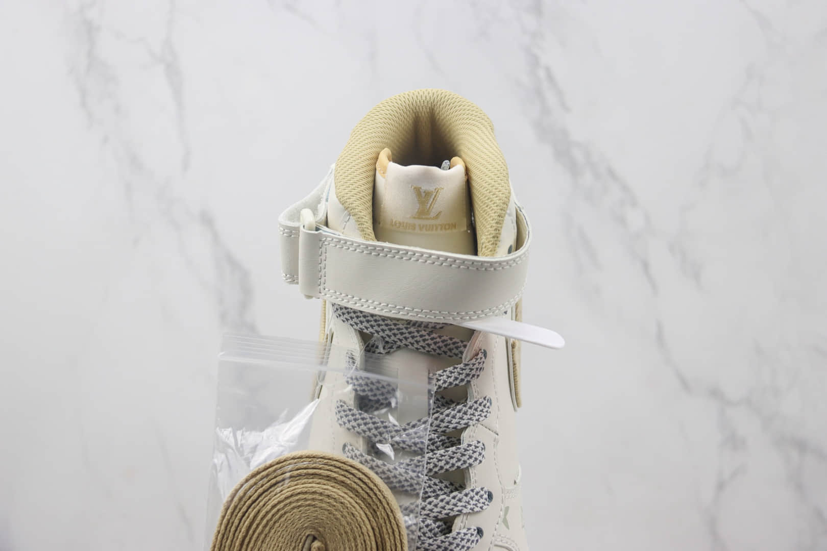 耐克LV x Nike Air Force 1 Mid纯原版本LV联名空军一号中帮AF1浅黄牛仔暗夜精灵板鞋 莆田耐克货源 货号:DV9988-600