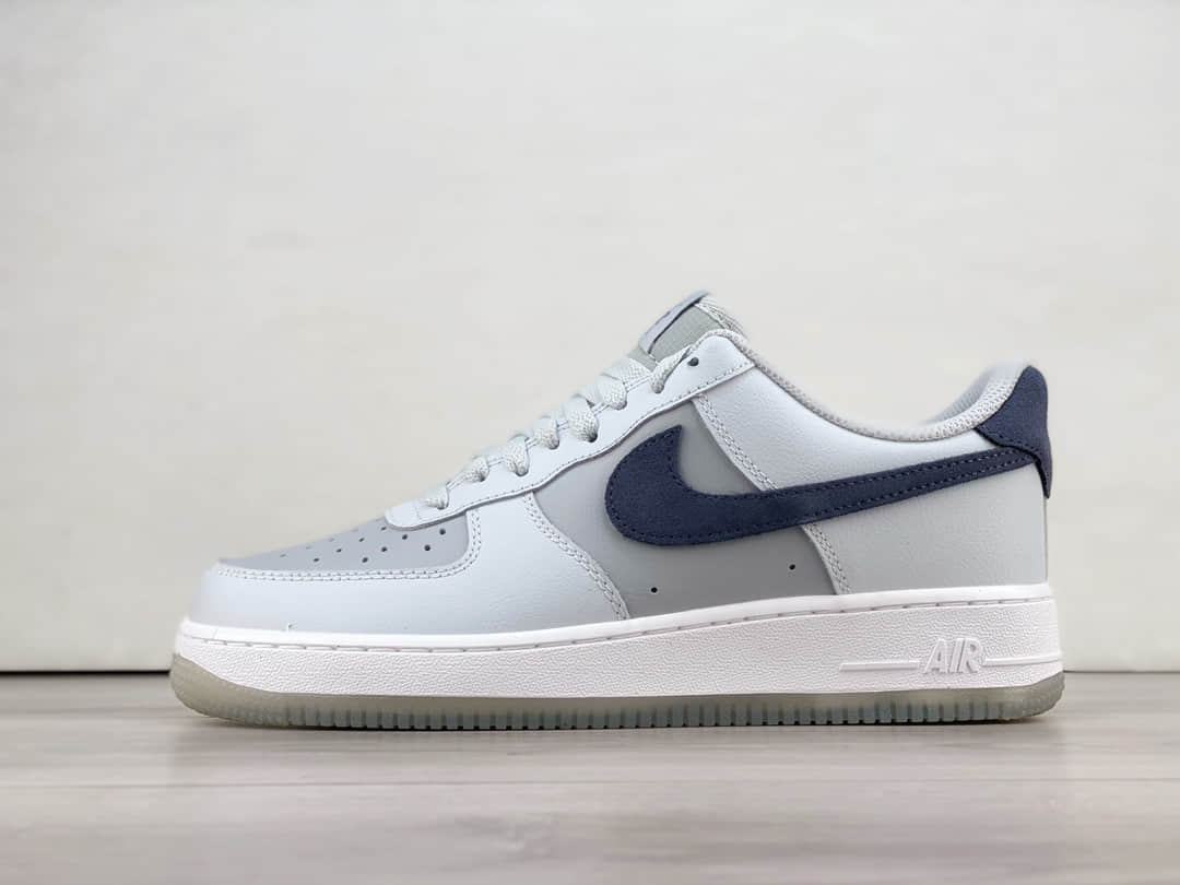 耐克Nike Air Force 1'07 Low纯原版本空军一号低帮AF1浅烟灰深灰勾板鞋 莆田耐克工厂 货号:FJ4170-001