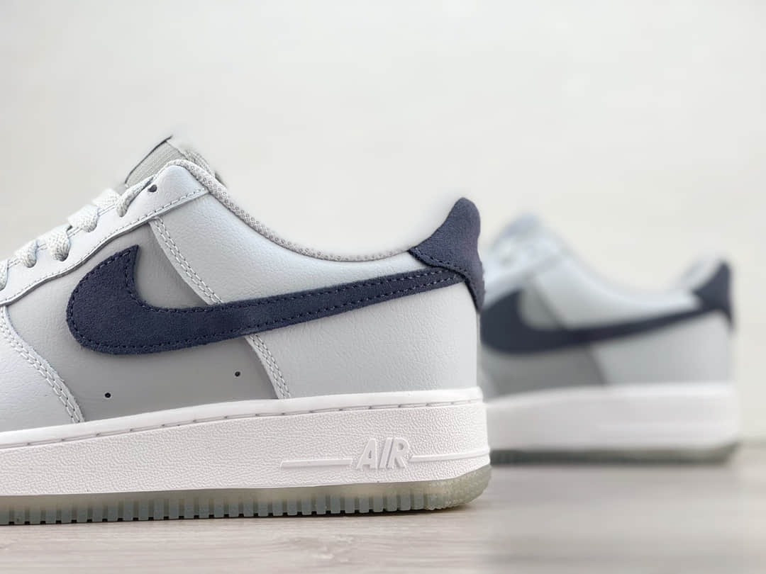 耐克Nike Air Force 1'07 Low纯原版本空军一号低帮AF1浅烟灰深灰勾板鞋 莆田耐克工厂 货号:FJ4170-001