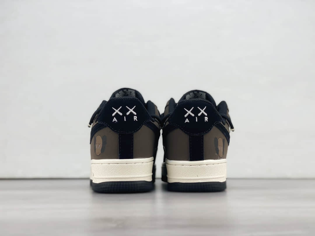 耐克Kaws x Nike Air Force 1'07 Low纯原版本Kaws联名空军一号AF1黑白棕低帮绑带板鞋 莆田复刻鞋 货号:KS6869-888