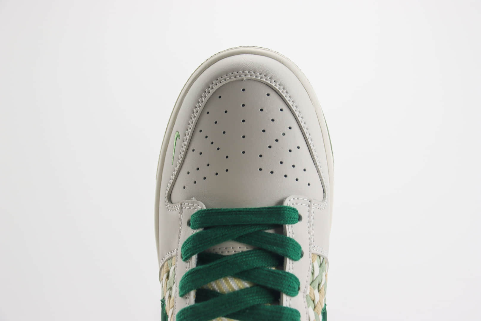 耐克Undefeated x Nike Dunk Low纯原版本UN联名Dunk白绿编织板鞋 莆田天花板Dunk 货号:DQ1098-359