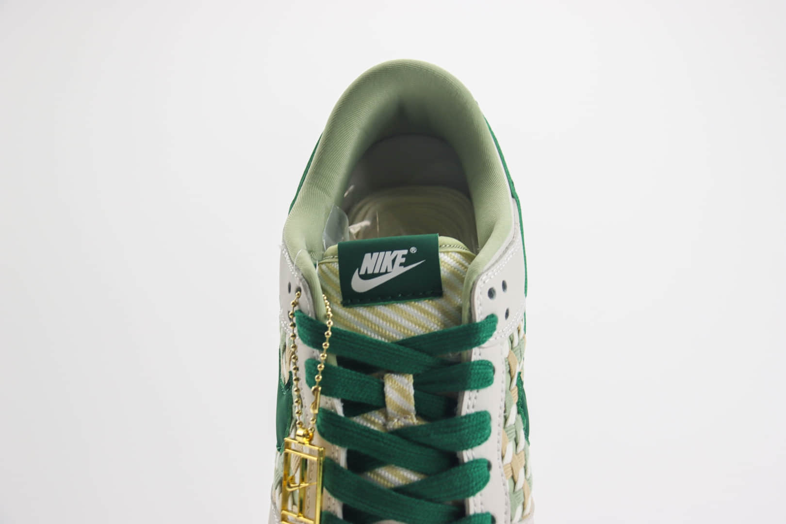 耐克Undefeated x Nike Dunk Low纯原版本UN联名Dunk白绿编织板鞋 莆田天花板Dunk 货号:DQ1098-359