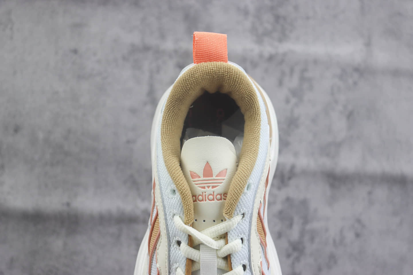 阿迪达斯adidas originals Ozgaia3.0纯原版本三叶草米粉色老爹鞋 莆田阿迪达斯货源 货号:JI4283