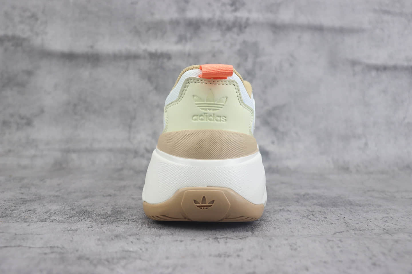 阿迪达斯adidas originals Ozgaia3.0纯原版本三叶草米粉色老爹鞋 莆田阿迪达斯货源 货号:JI4283