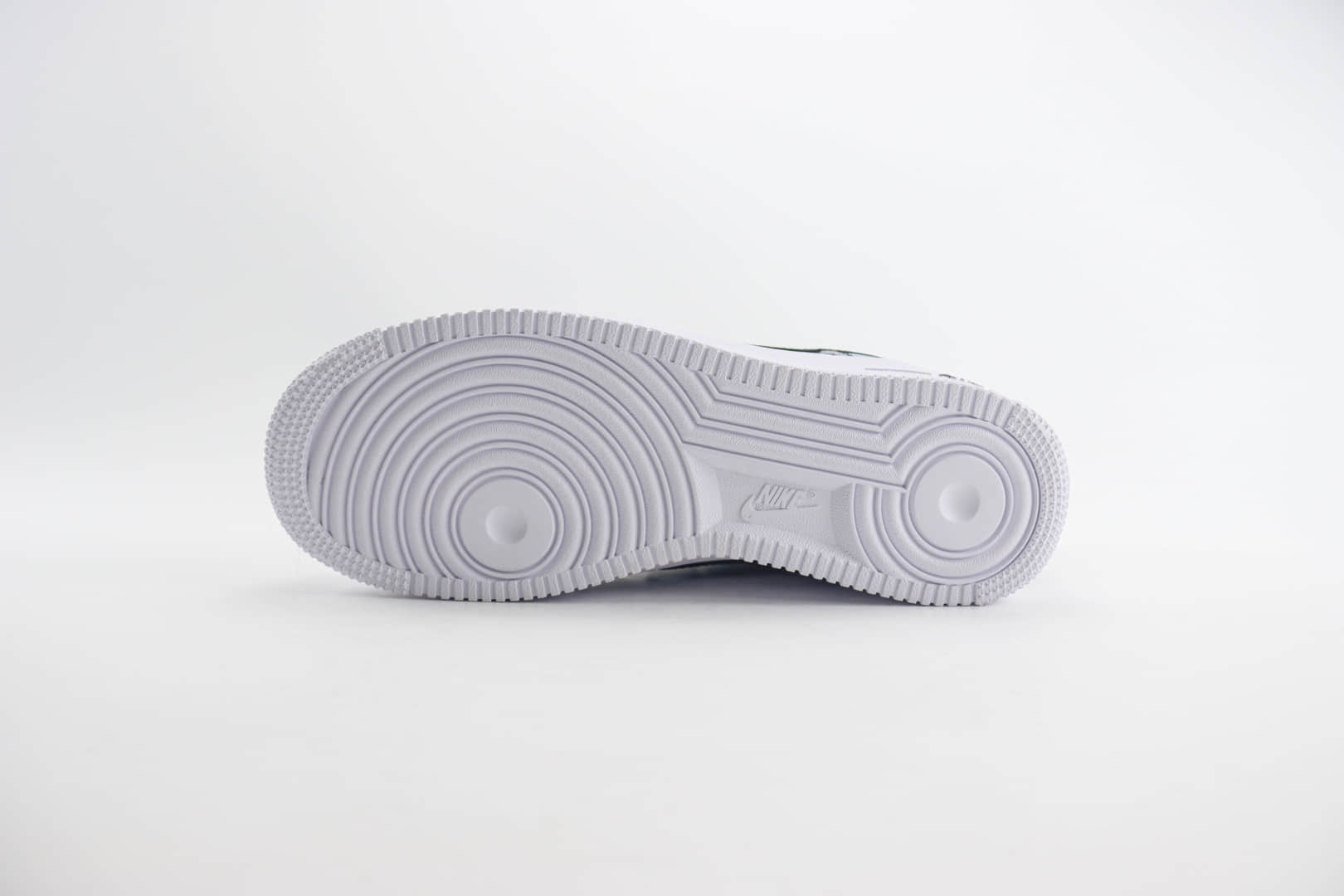 耐克Nike Air Force 1 Low纯原版本空军一号AF1白黑灰渐变板鞋 莆田耐克代理 货号:FN0366-101