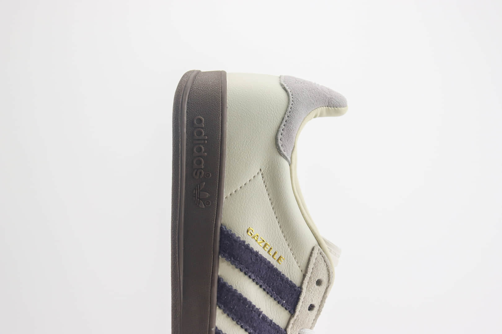 阿迪达斯adidas Gazelle Indoor纯原版本三叶草米白灰紫德训鞋 莆田阿迪达斯货源 货号:IH8548