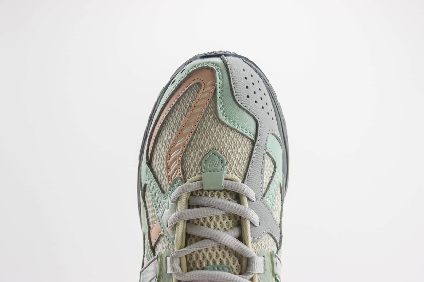 新百伦New Balance 1906纯原版本NB1906米绿色复古跑鞋 莆田新百伦货源 货号：M1906ND