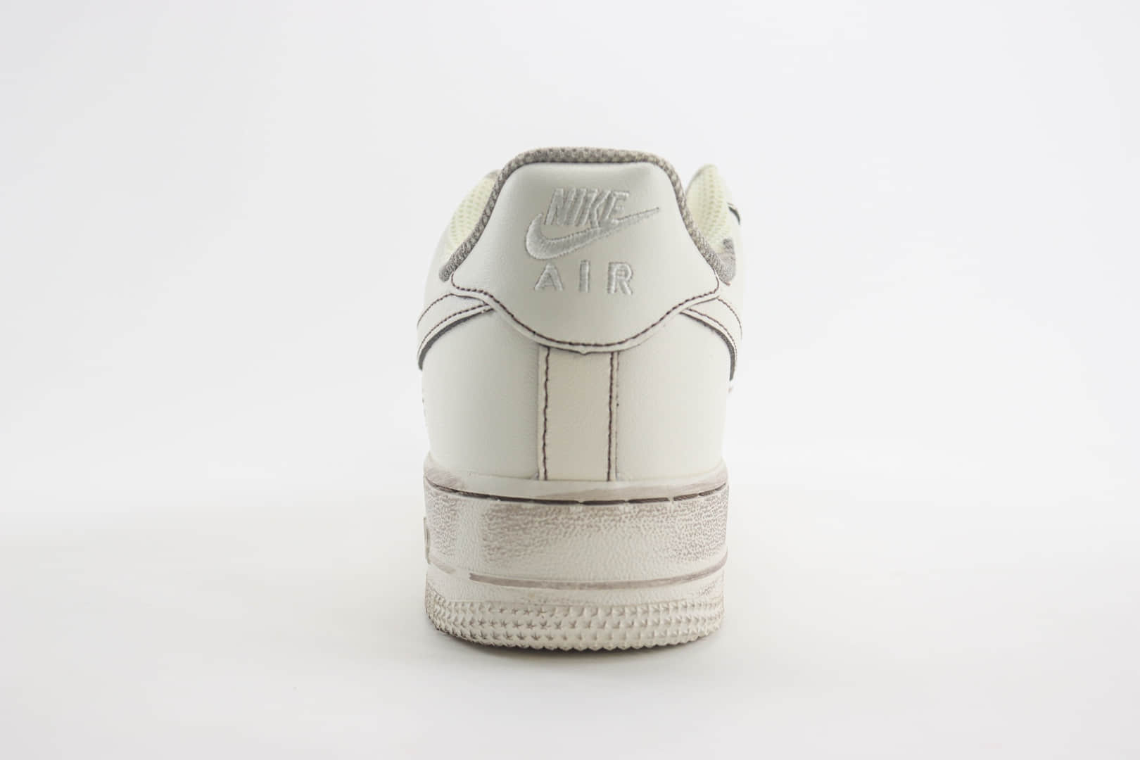 耐克Nike Air Force 1 Low纯原版本空军一号AF1白黑缝线做旧板鞋 莆田耐克档口 货号:315122-333