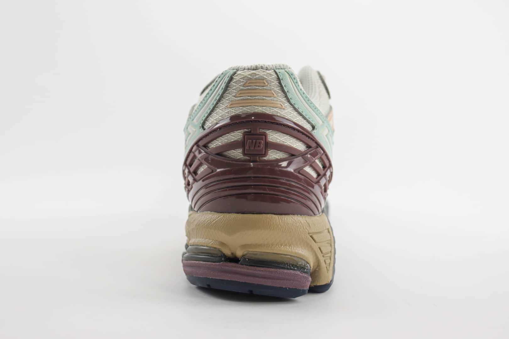 新百伦New Balance 1906纯原版本NB1906米绿色复古跑鞋 莆田新百伦货源 货号：M1906ND