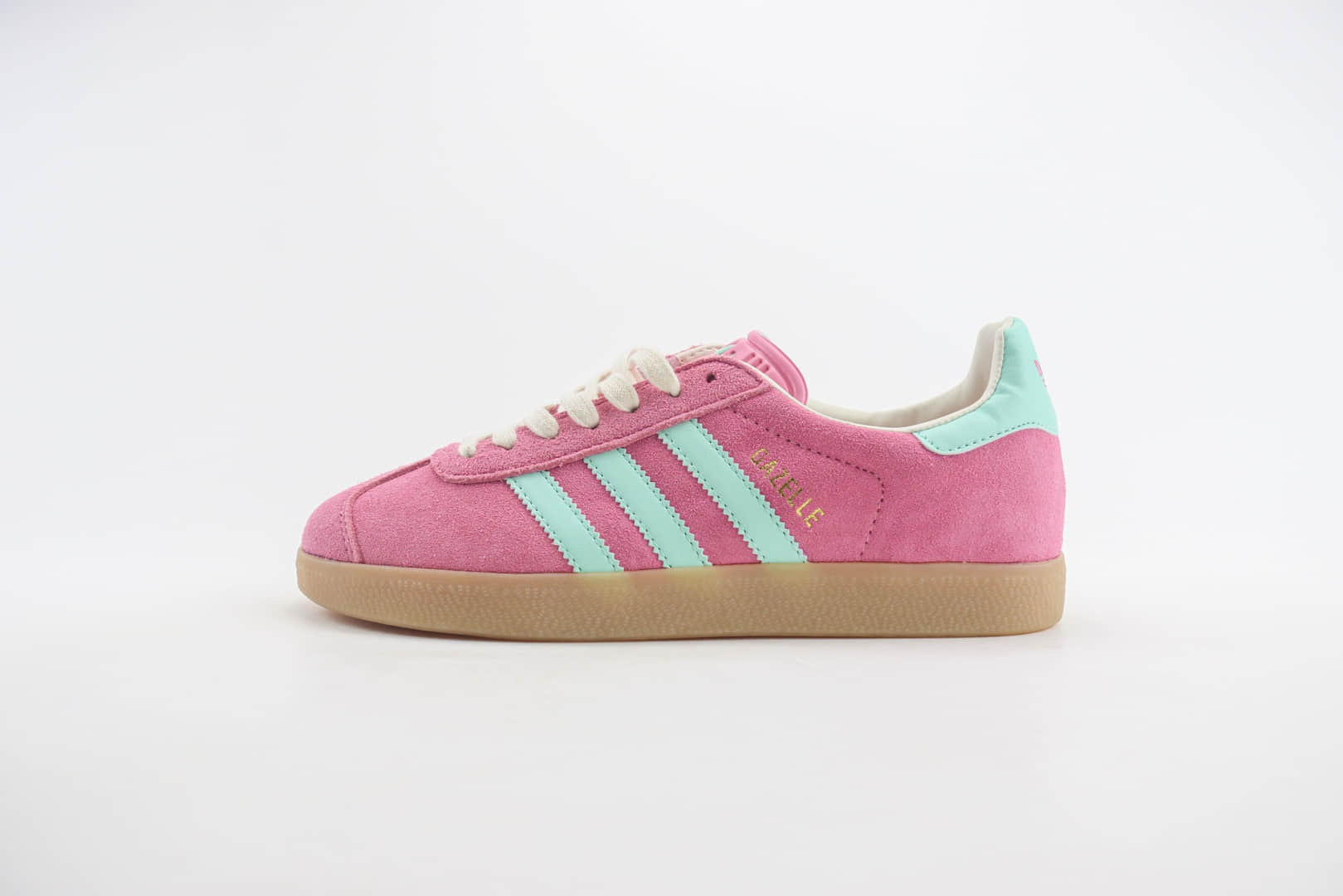 阿迪达斯adidas Originals Gazelle INdoor纯原版本三叶草粉蓝色麂皮板鞋 莆田阿迪达斯货源 货号：IH5015