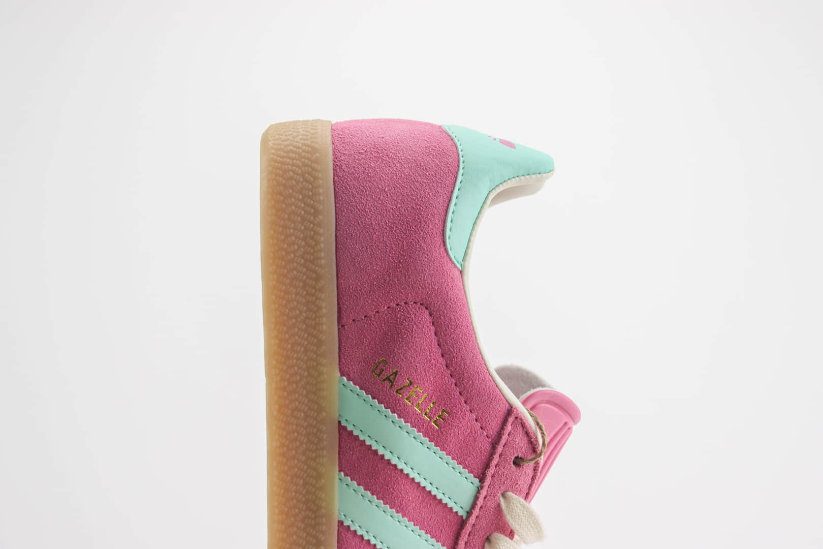 阿迪达斯adidas Originals Gazelle INdoor纯原版本三叶草粉蓝色麂皮板鞋 莆田阿迪达斯货源 货号：IH5015