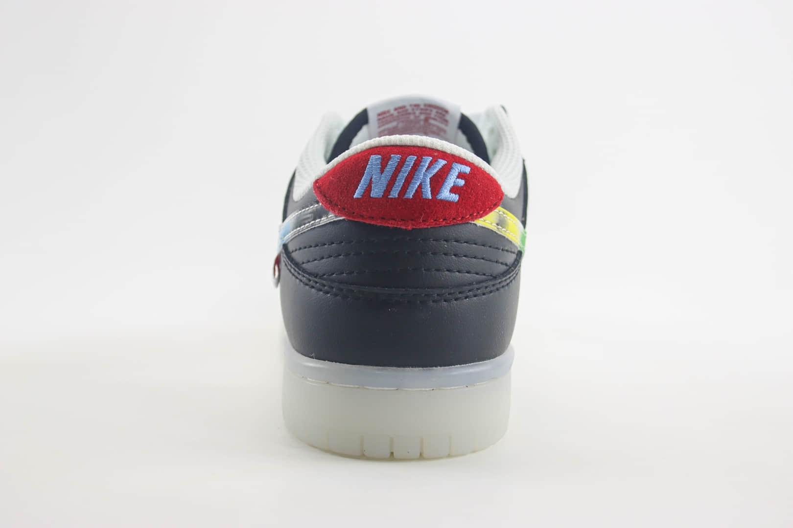 耐克Nike SB Dunk Low纯原版本低帮SB Dunk白黑彩色勾板鞋 莆田耐克代理 货号:JH8039-935