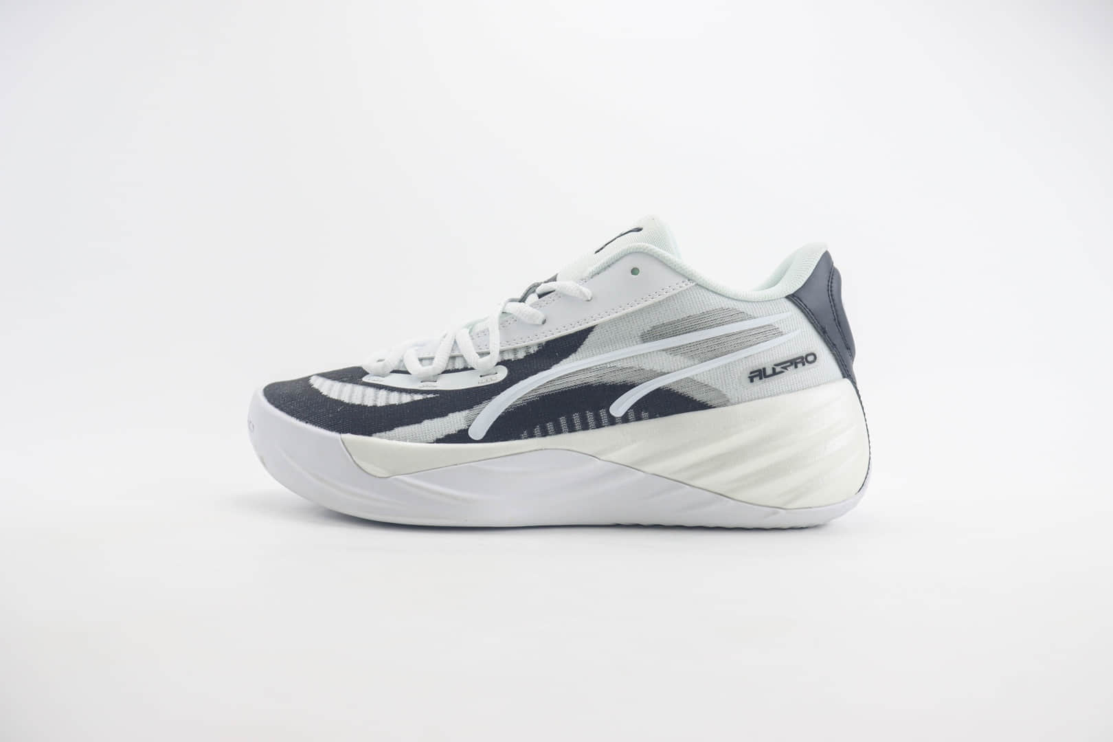 彪马PUMA All-Pro Nitro PE纯原版本亨德森签名鞋白黑实战篮球鞋 莆田彪马货源 货号:彪马PUMA All-Pro Nitro PE纯原版本亨德森签名鞋白黑实战篮球鞋 莆田彪马货源 货号:379081-06