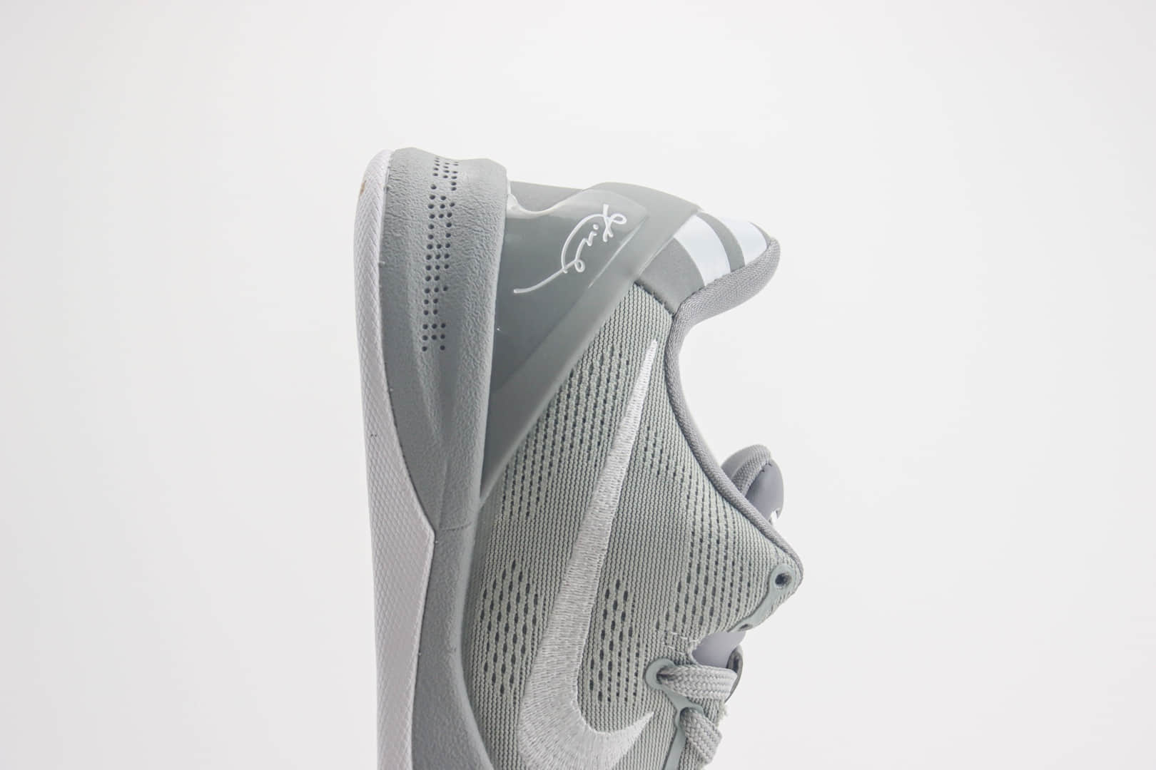 耐克Nike Zoom Kobe Ⅷ System纯原版本科比8代灰色实战篮球鞋 莆田耐克代理 货号：HF9550-002