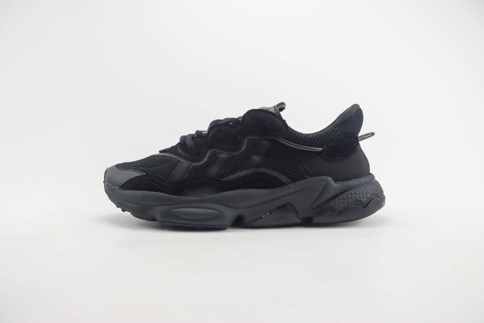 阿迪达斯adidas Originals Ozweego纯原版本水管系列黑武士复古老爹鞋 莆田阿迪达斯代理 货号：EE6999