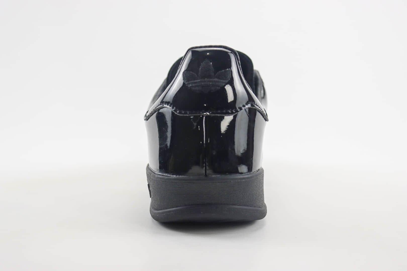 阿迪达斯adidas Originals Gazelle纯原版本黑色漆皮布洛克板鞋 莆田阿迪达斯批发 货号：IG1891