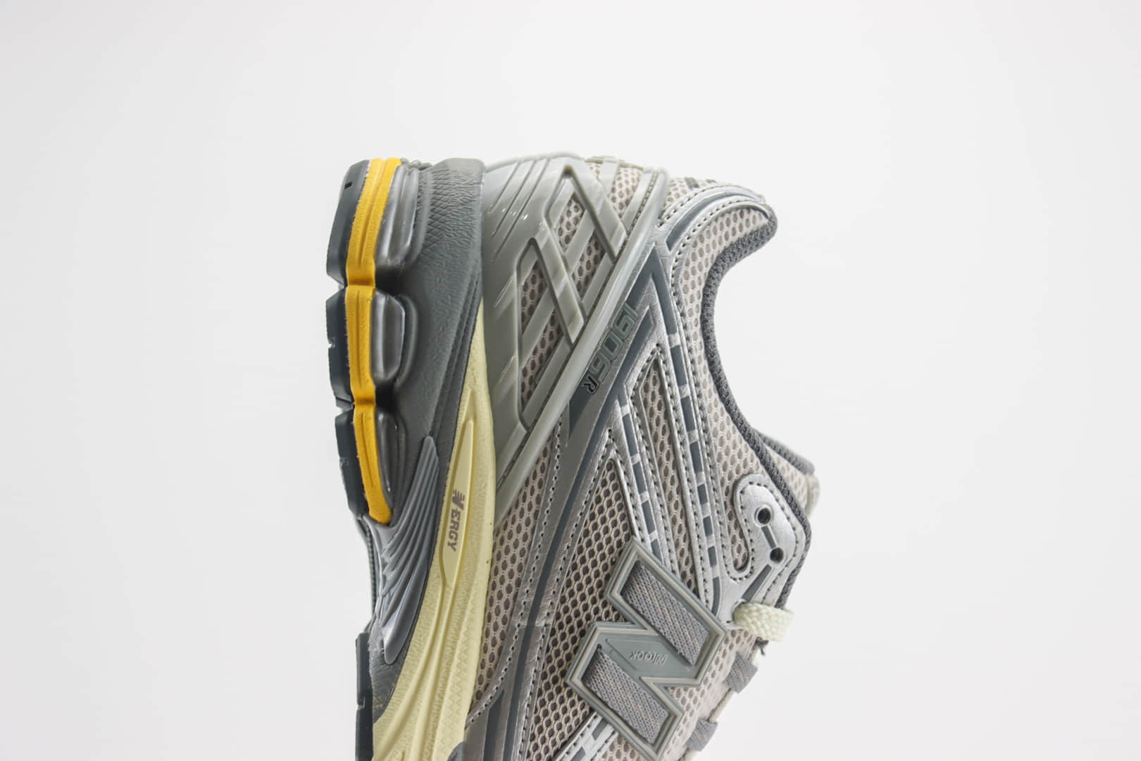 新百伦New Balance 1906纯原版本NB1906灰紫色复古运动鞋 莆田新百伦货源 货号：M1906RRD