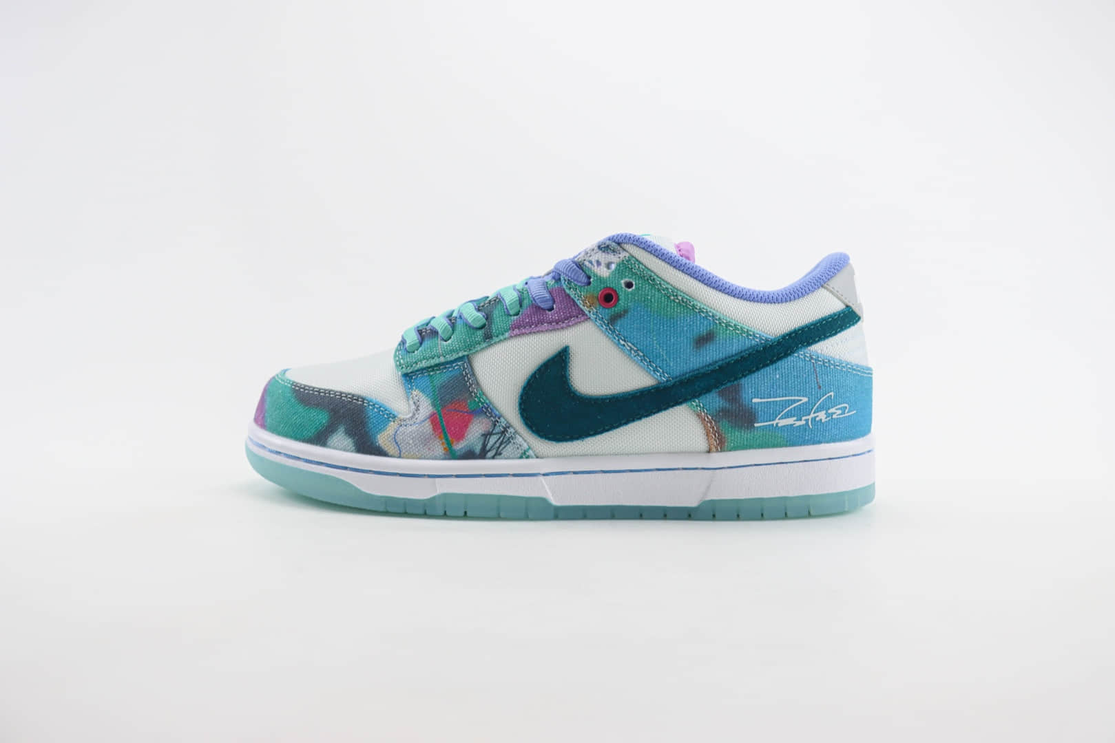 耐克Futura Laboratories x Nike SB Dunk Low纯原版本低帮SB Dunk白蓝扎染涂鸦板鞋 莆田耐克货源 货号：HF6061-400