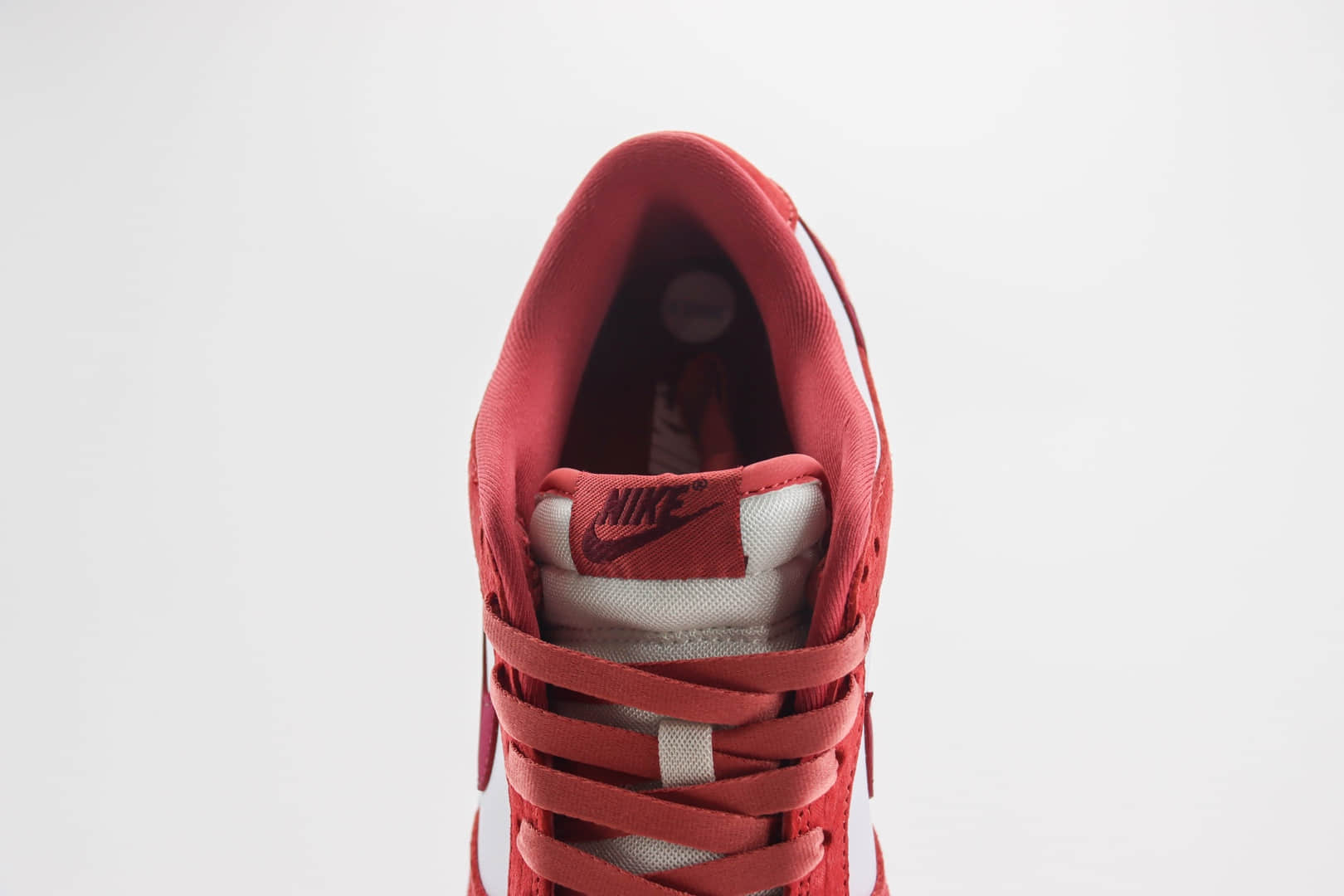 耐克Nike SB Dunk Low纯原版本低帮SB Dunk白玫红情人节板鞋 莆田耐克代理 货号：FQ7056-100