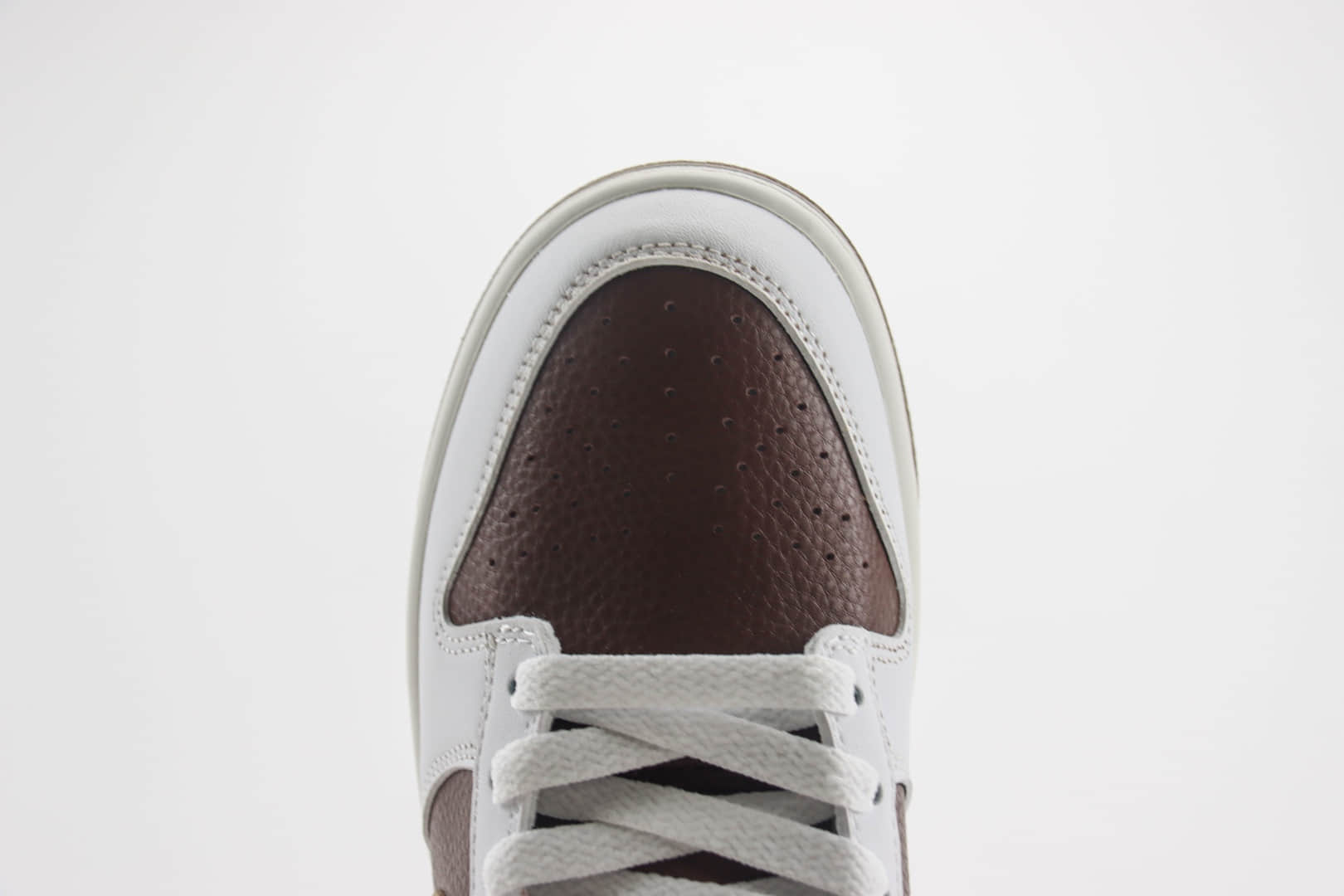 耐克Nike SB Dunk Low纯原版本低帮SB Dunk白棕色滑板板鞋 莆田耐克货源 货号：HF4292-100