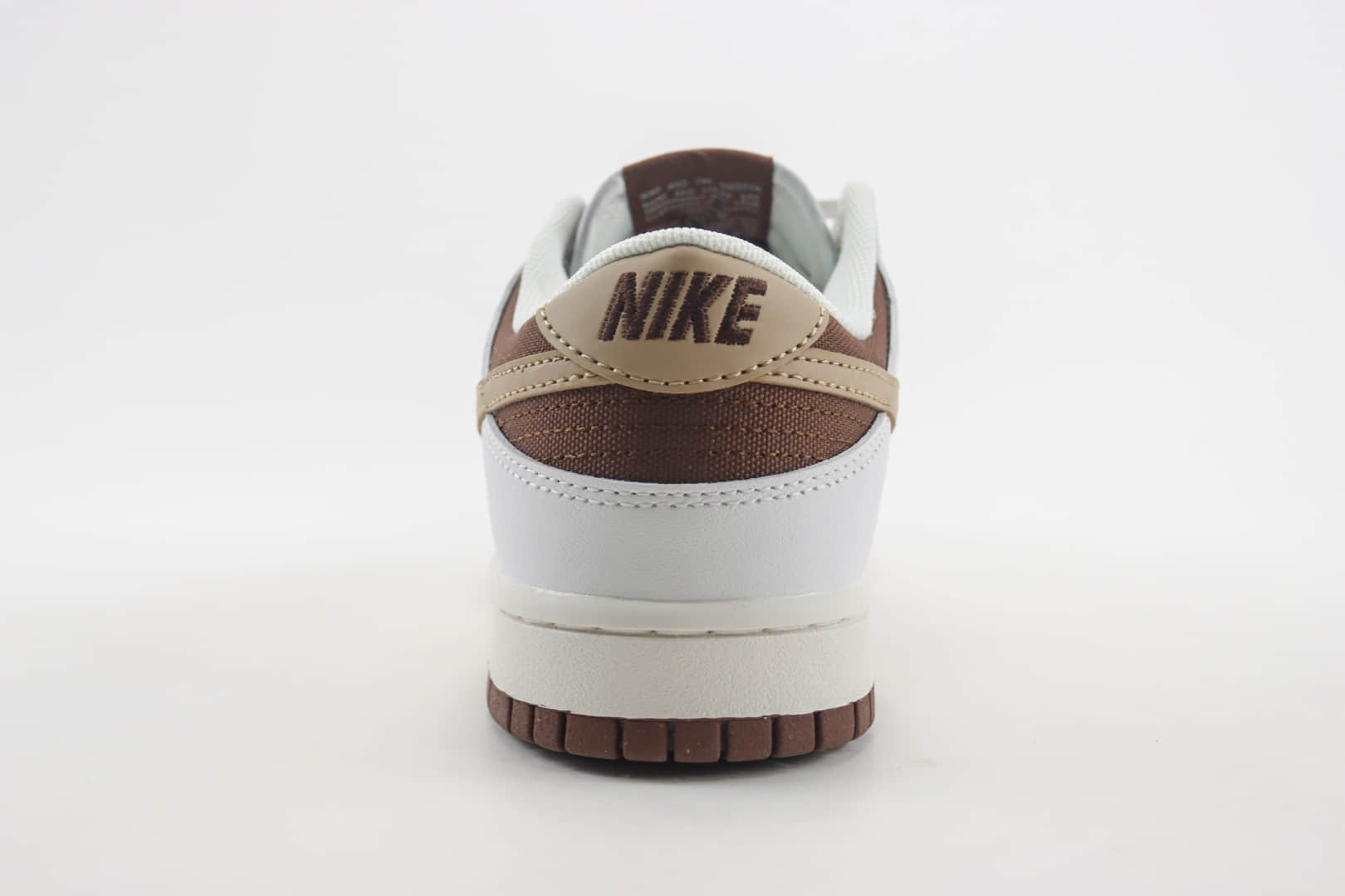 耐克Nike SB Dunk Low纯原版本低帮SB Dunk白棕色滑板板鞋 莆田耐克货源 货号：HF4292-100