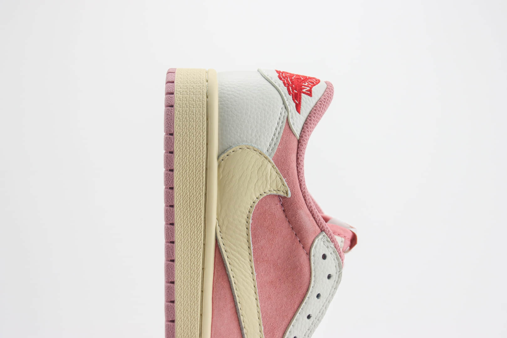 耐克Travis Scott x Air Jordan 1 Low纯原版本低帮AJ1桃粉白倒钩TS联名板鞋 莆田耐克工厂 货号：DM7866-600
