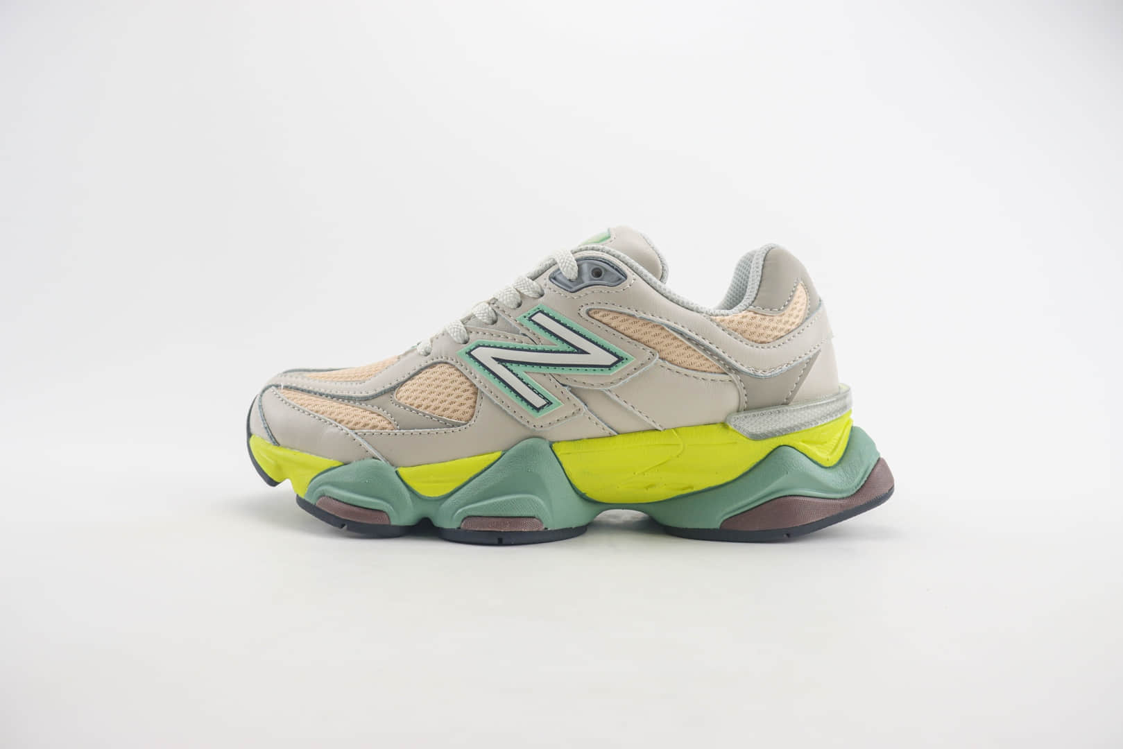 新百伦New Balance 9060纯原版本NB9060灰黄绿小象蹄跑鞋 莆田新百伦货源 货号:U9060GCB