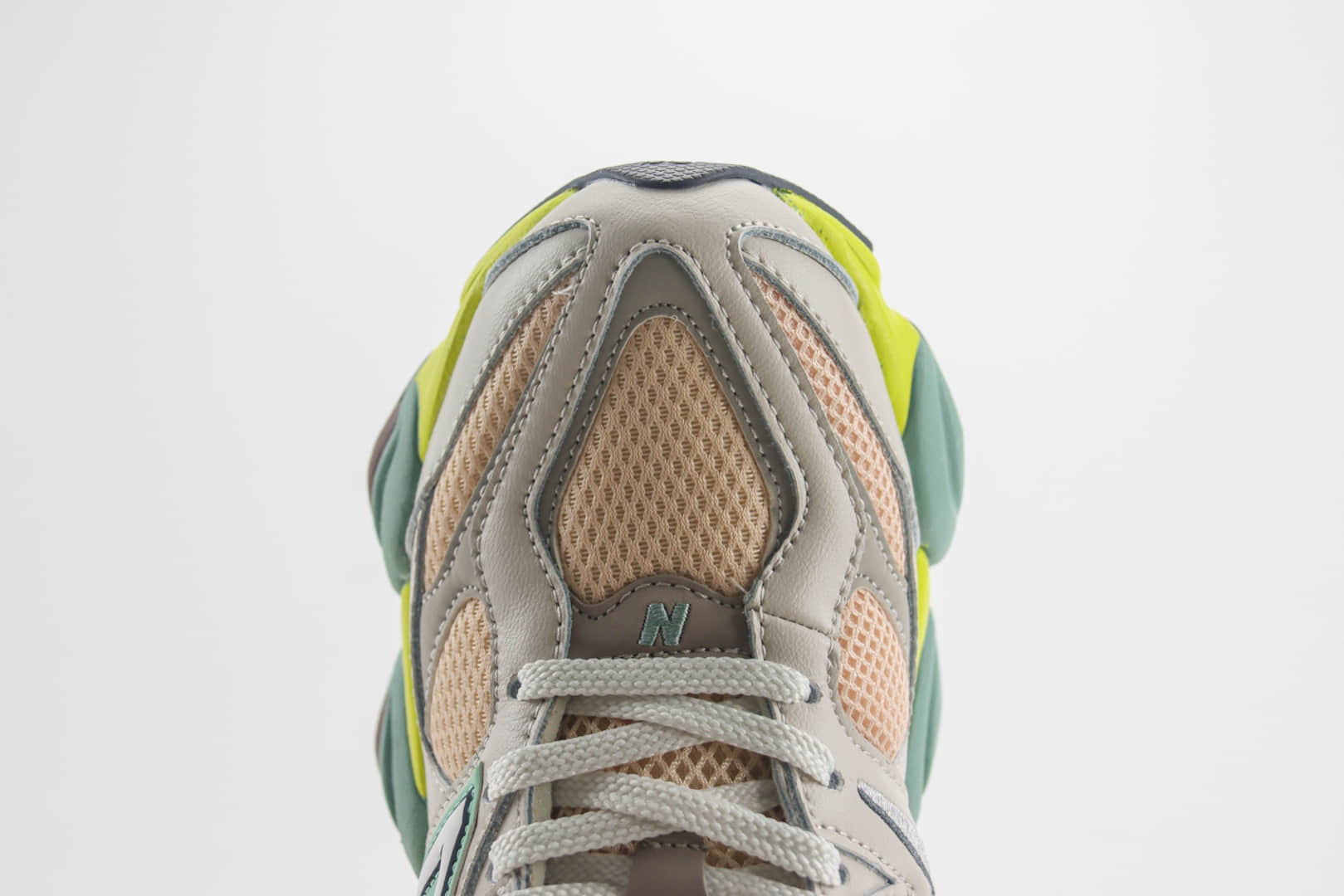 新百伦New Balance 9060纯原版本NB9060灰黄绿小象蹄跑鞋 莆田新百伦货源 货号:U9060GCB