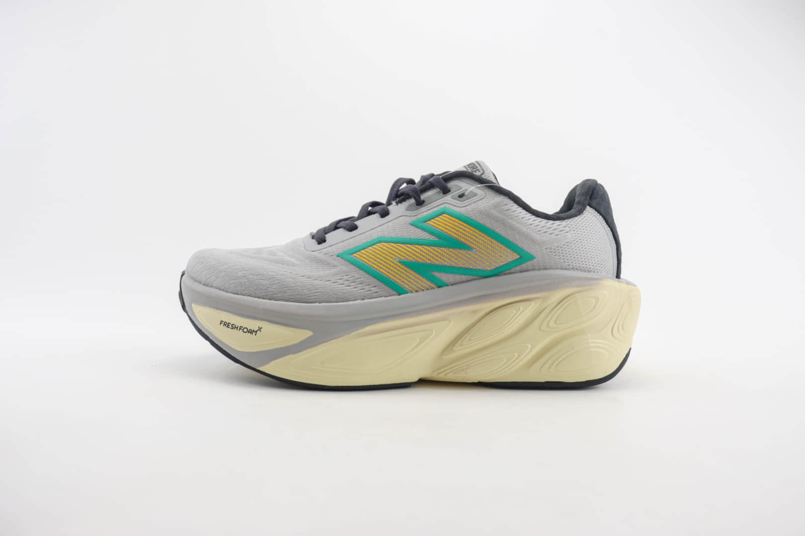 新百伦New Balance Fresh Foam纯原版本灰绿黄超轻量运动鞋 莆田新百伦货源 货号:MMORCG5