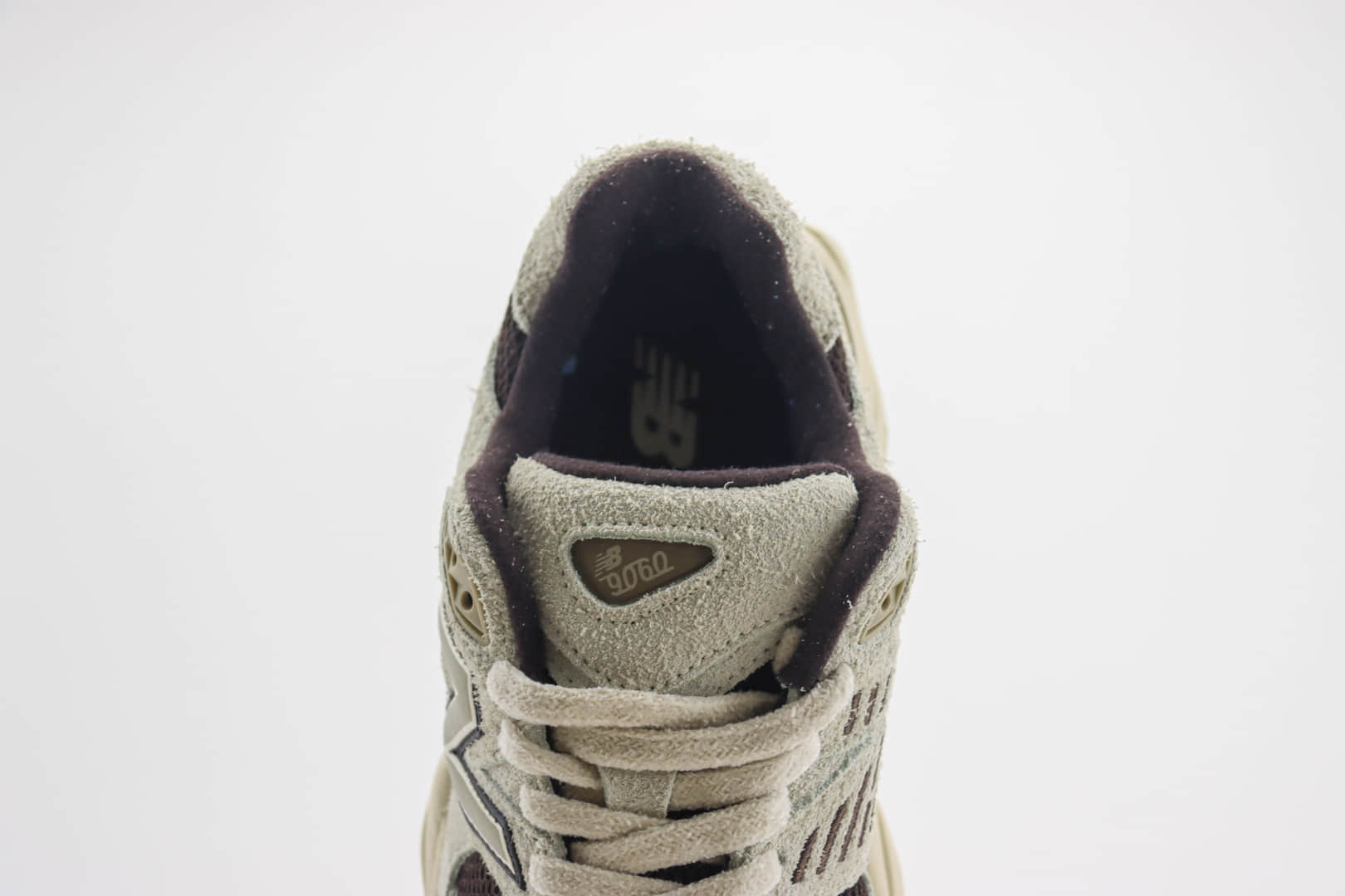 新百伦New Balance 9060纯原版本NB9060灰棕色复古老爹鞋 莆田新百伦代理 货号:U9060SYD