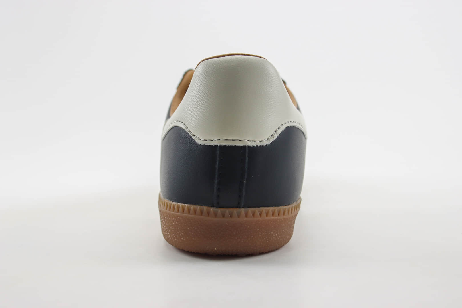 阿迪达斯adidas originals Samba OG纯原版本桑巴黑白生胶板鞋 莆田阿迪达斯货源 货号:ID8708
