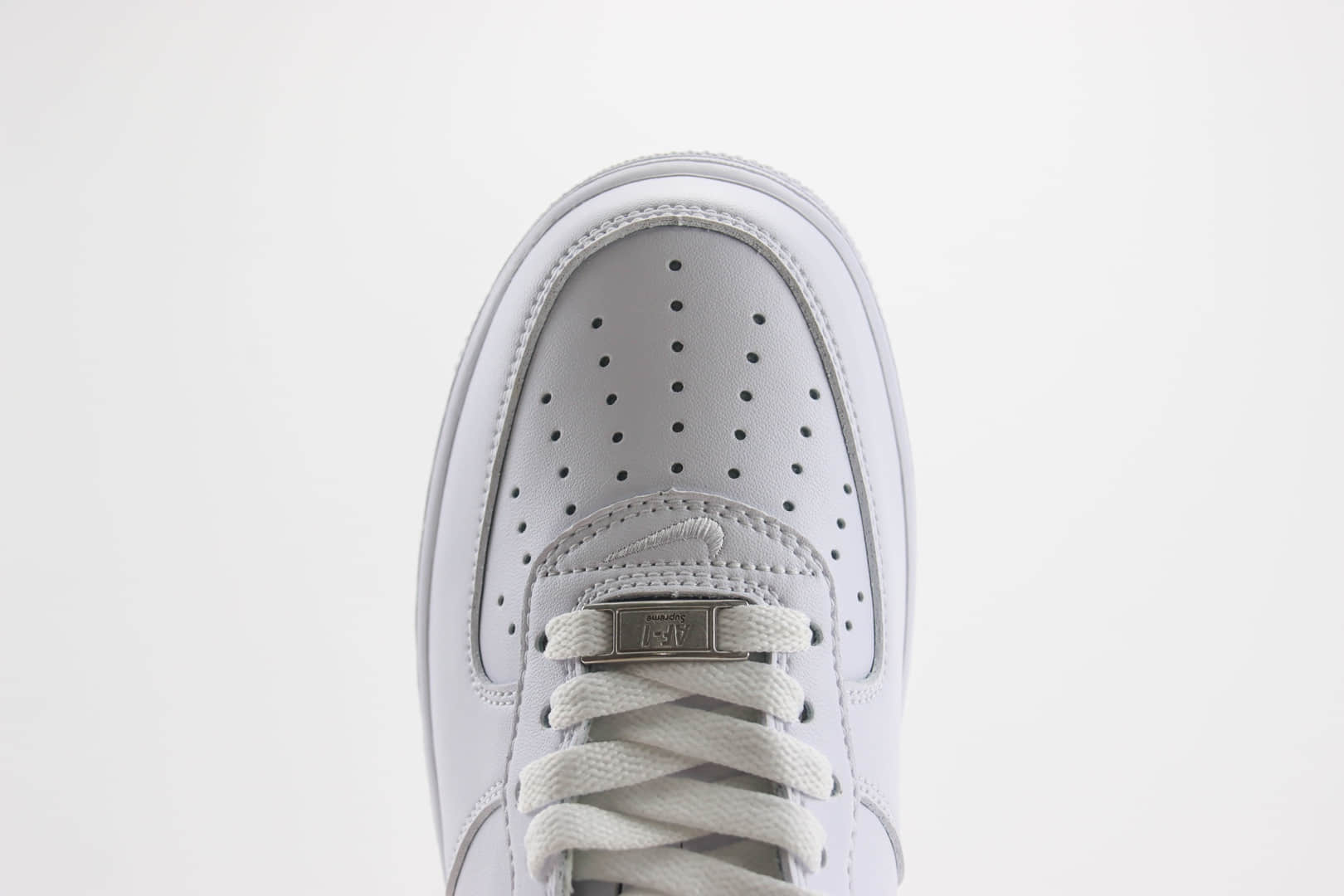 耐克Supreme x Nike Air Force 1纯原版本空军一号Supreme联名白红AF1低帮休闲板鞋 莆田天花板AF1 货号：CU9225-101