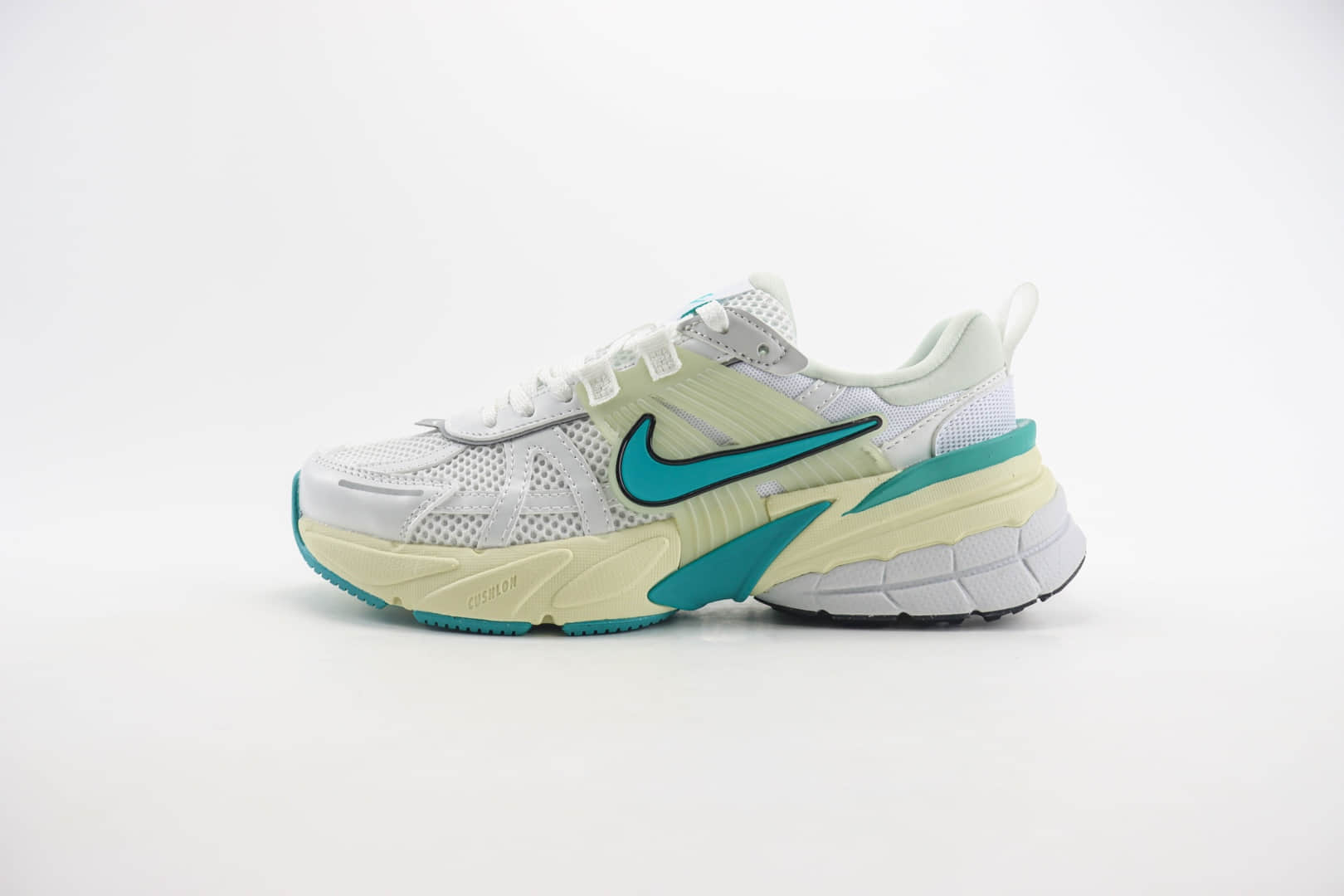 耐克Nike V2K Run Low纯原版本V2K白绿色复古跑鞋 莆田复刻鞋货源 货号:FD0736-105