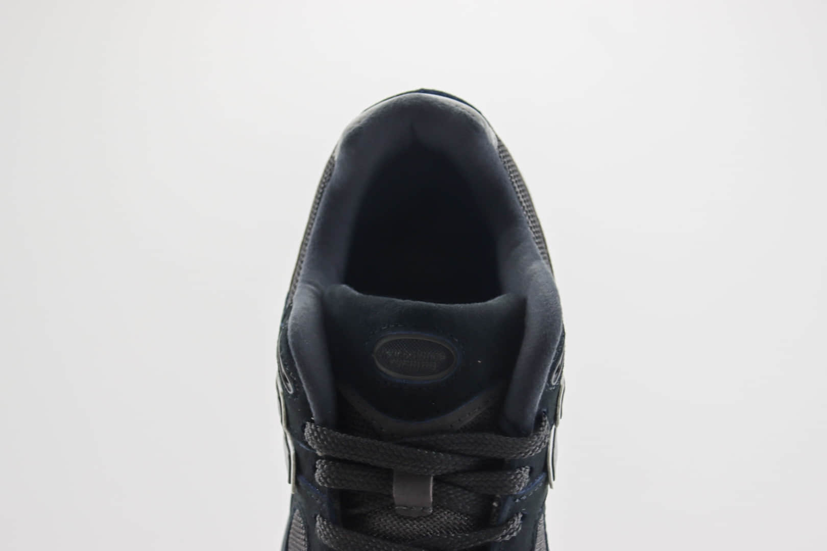 新百伦New Balance 2002R纯原版本NB2002R黑色复古跑鞋 莆田新百伦货源 货号:M2002RBV