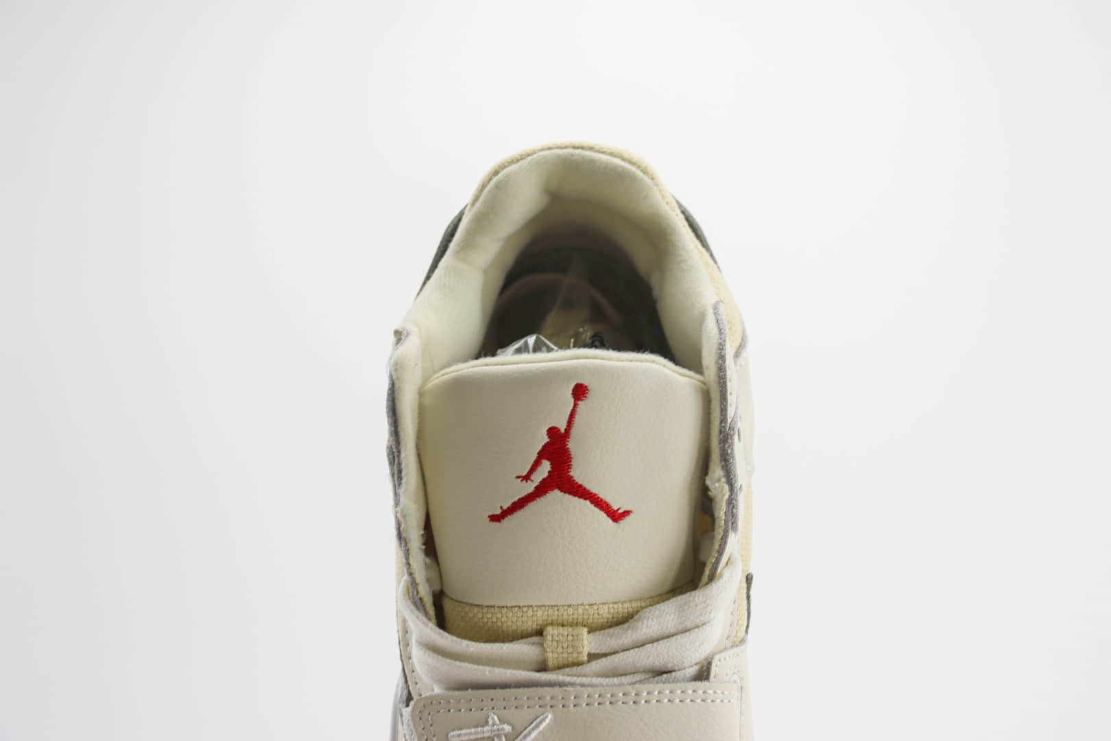 乔丹Travis Scott x Jordan Jumpman Cut The Check纯原版本TS联名奶白灰倒钩复古篮球鞋 莆田AJ货源 货号:FZ8117-003